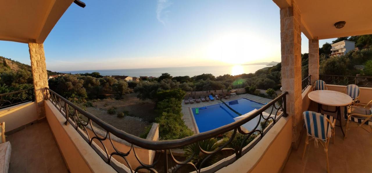 Villa Lipski Sveti Stefan Eksteriør billede