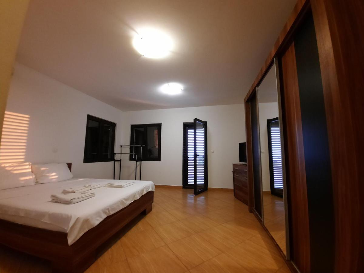 Villa Lipski Sveti Stefan Eksteriør billede